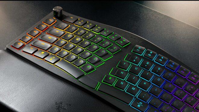 Razer, Pro Type Ergo isimli ergonomik klavyesini tanıttı