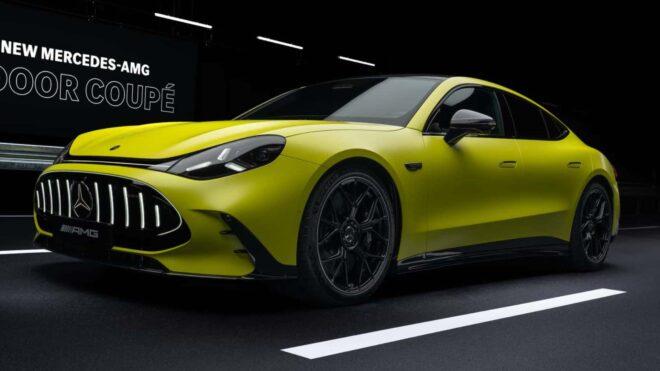1.153 beygirlik elektrikli Mercedes-AMG GT 4-Door Coupé görücüye çıkarıldı